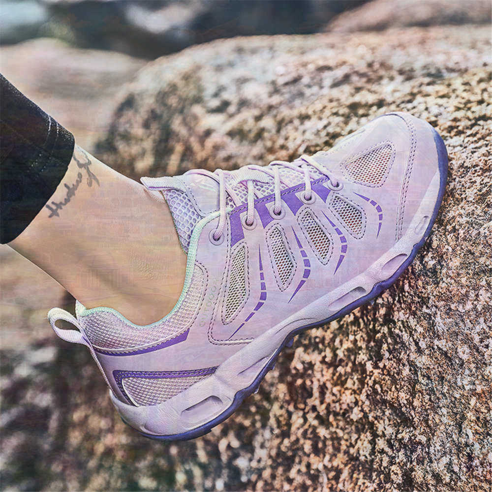 Sumer Round Tip Silver Sneaker - Wedding Water Supply 评论和价格